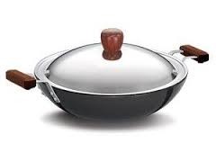 Hawkins Futura Deep Fry Pan L23 2.5L With Lid & 2 short Handles(Flat Bottom)