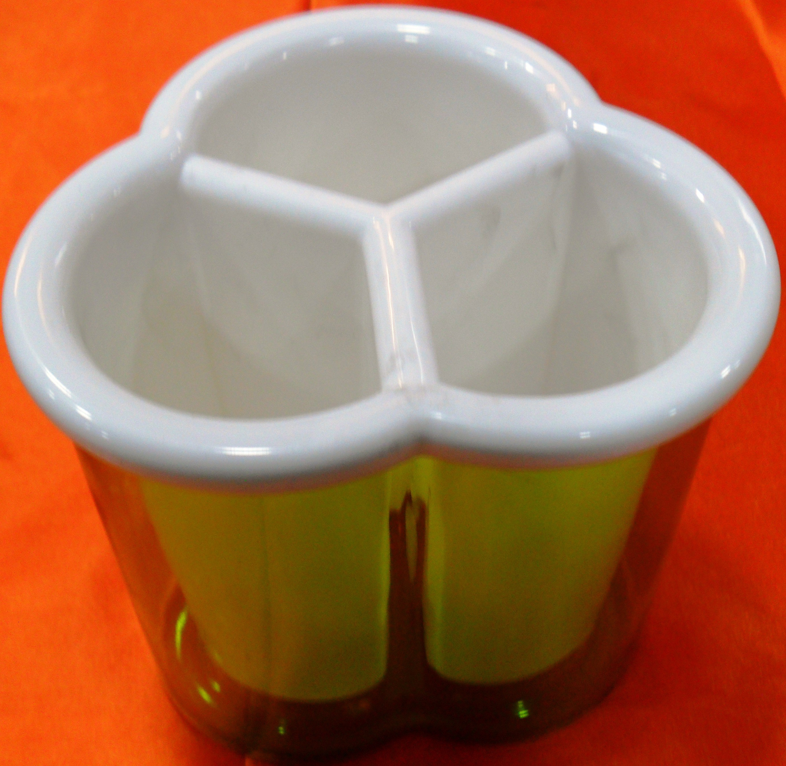 Manya Plastic Spoon Stand