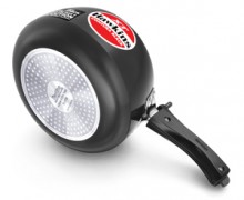 Hawkins Contura Black XT  5 Litre Pressure Cooker [CXT50]